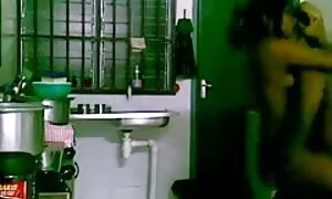 নকল যৌনদণ্ড, মহিলার বাংলা চুদা চুদি মুভি দ্বারা