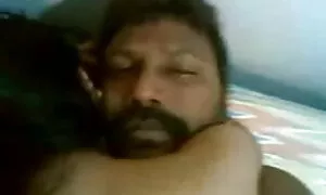18 বছর বয়সী বাংলাভাবিরচুদাচুদি ভিডিও ছাত্র একটি ত্রয়ী মধ্যে একটি মডেল এজেন্ট ছুড়ে