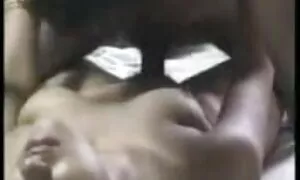 মাই বাংলা দেশি চোদাচদি এর প্রাকৃতিক দুধ খেলনা