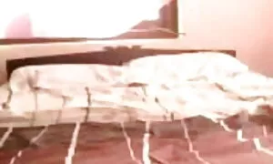 বাঁড়ার রস নতুন চুদার ভিডিও খাবার, সুন্দরী বালিকা