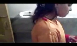 স্বামী ও স্ত্রী বাংলাচুদাচুদি ভিডিও গান