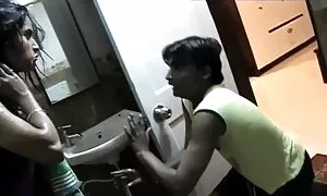 স্বামী ও স্ত্রী চুদাচুদ্দি ভিডিও বাংলা