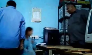 দ্বৈত মেয়ে বাংলা চুদাচুদি video ও এক পুরুষ